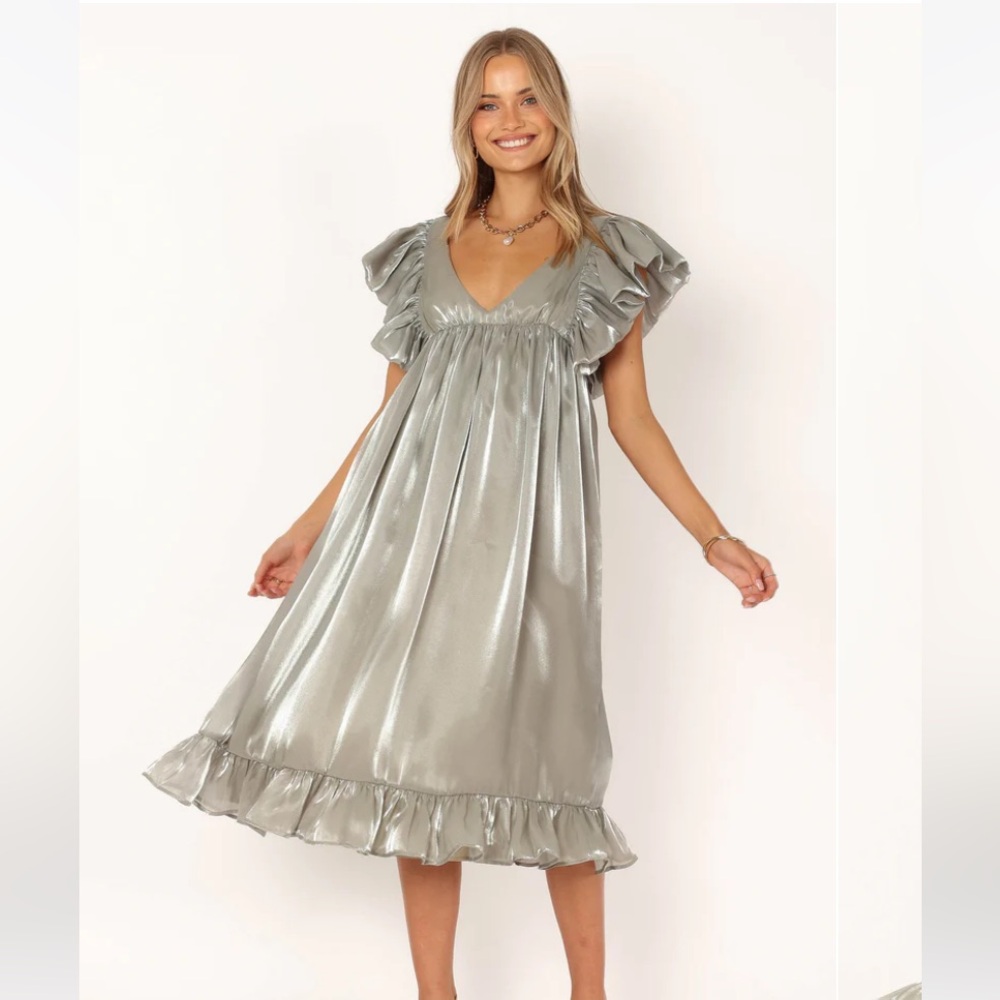 NWT Petal & Pup Olive Oro Dress